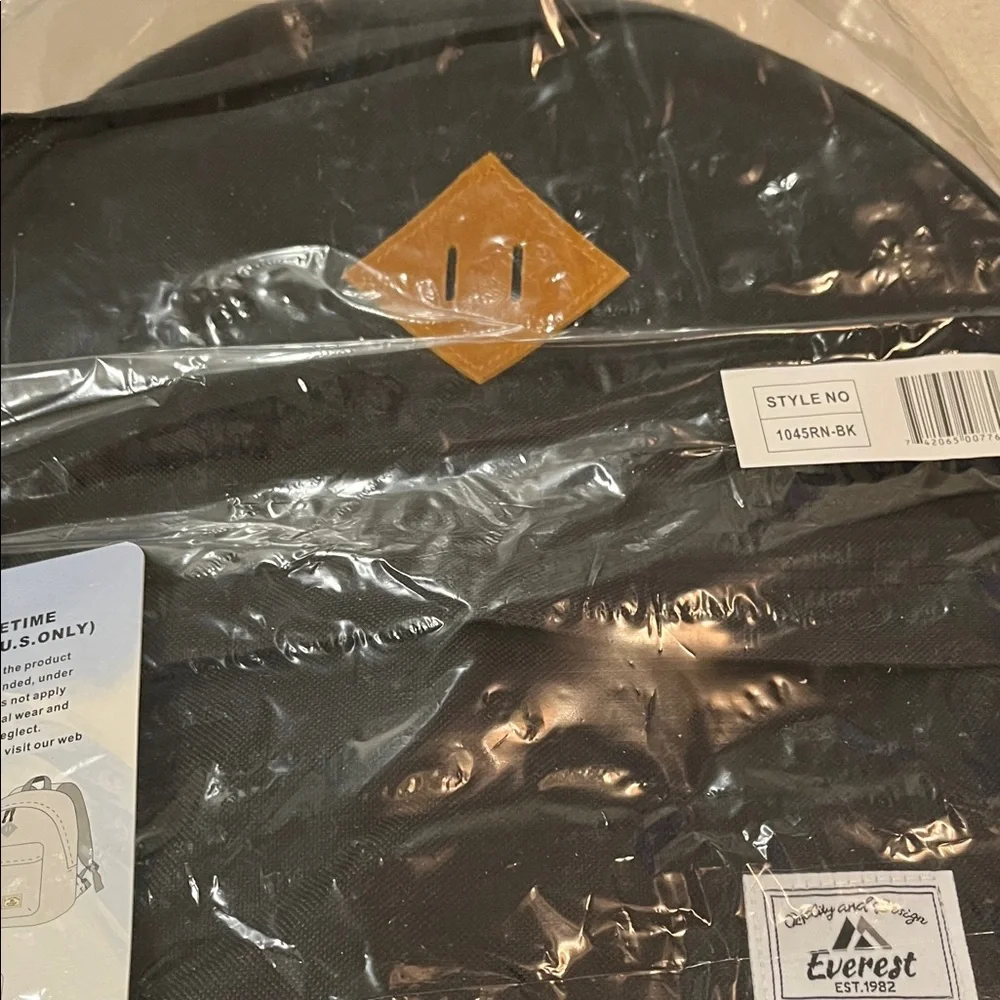 Everest Black Vintage Backpack/NWT
